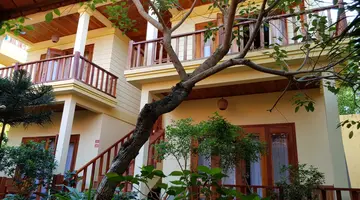 FREEBEACH RESORT