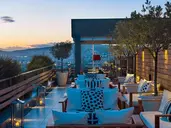 Fresh Hotel Athens