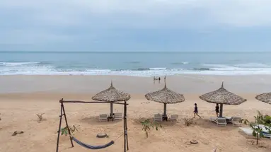 FULL MOON VILLAGE RESORT