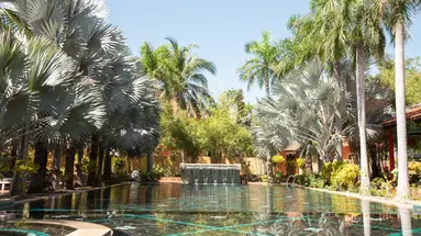 FULL MOON VILLAGE RESORT