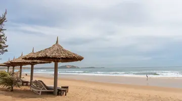 FULL MOON VILLAGE RESORT