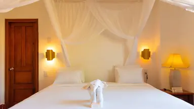 FULL MOON VILLAGE RESORT