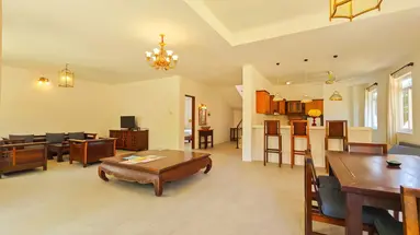 FULL MOON VILLAGE RESORT