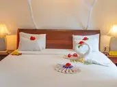 FULL MOON VILLAGE RESORT