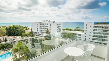 Gaia Sun N Blue Boutique Hotel