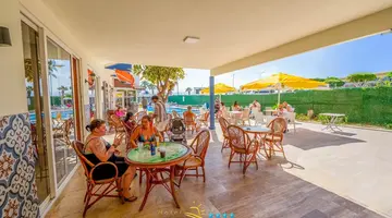GALAXY BEACH HOTEL