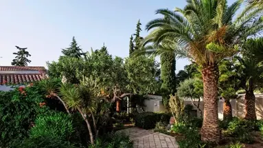 Galaxy Suites Boutique Resort