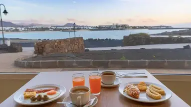 Galeon Playa Apartments