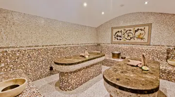 GALEON RESIDENCE & SPA