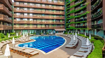 GALEON RESIDENCE & SPA