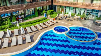 GALEON RESIDENCE & SPA