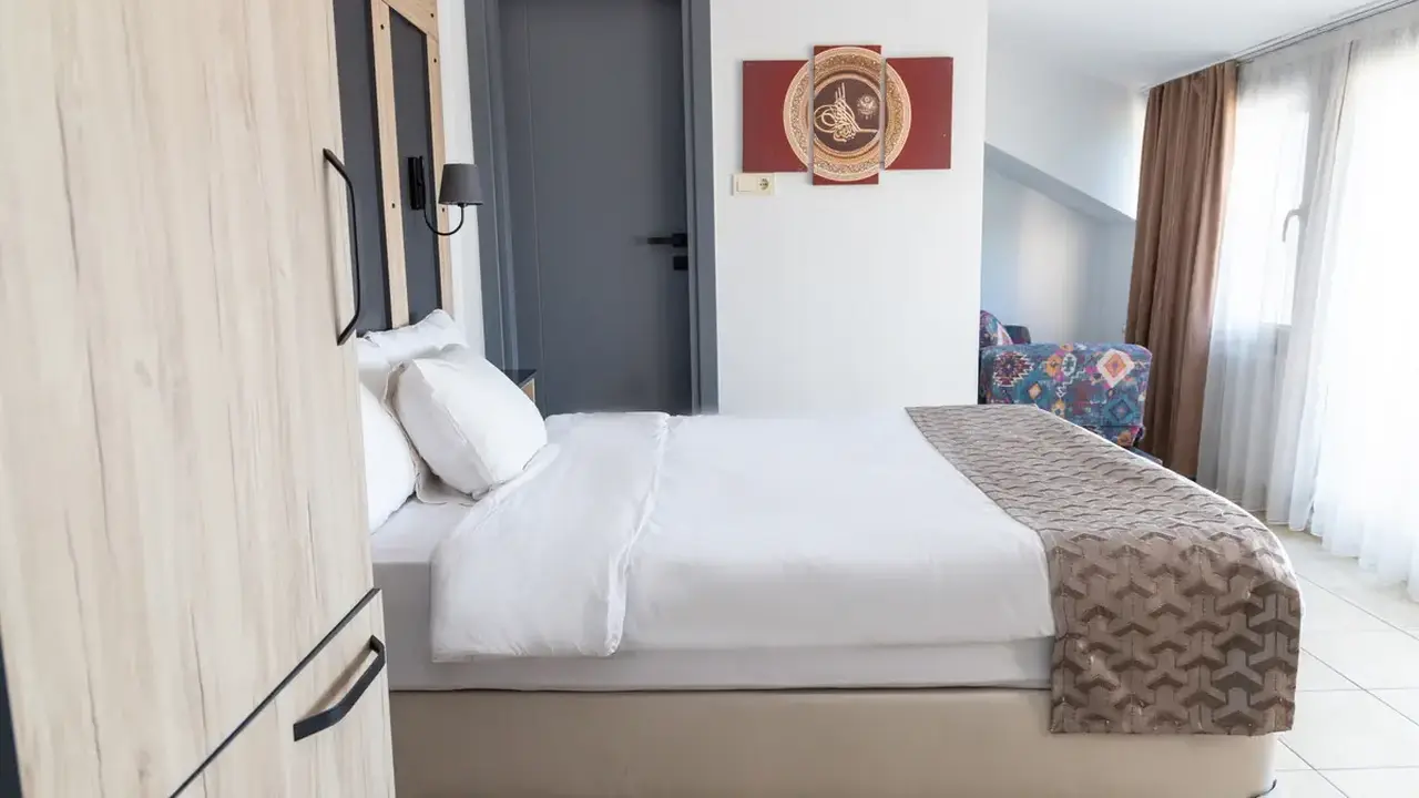 Galley Hotel