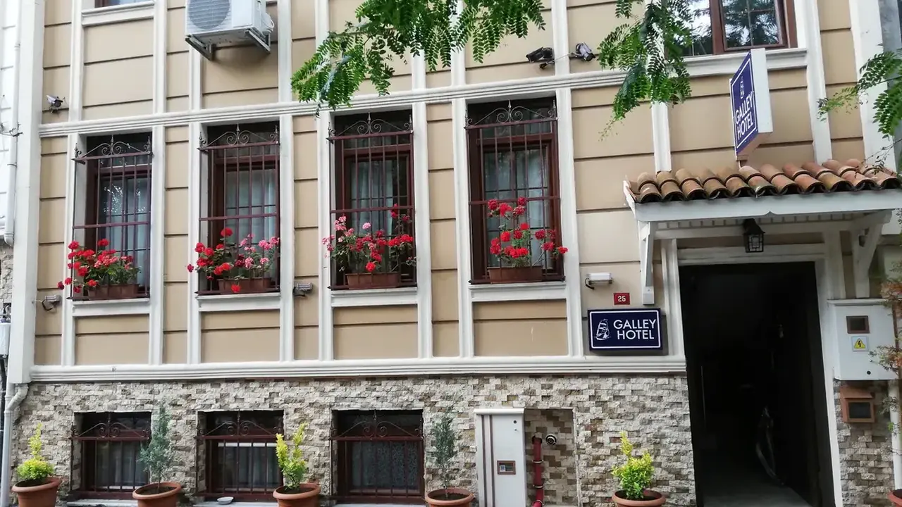 Galley Hotel