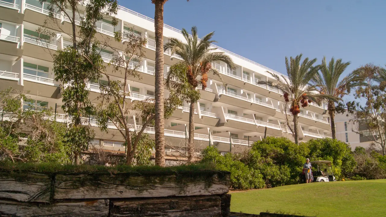 Gara Suites Golf & Spa