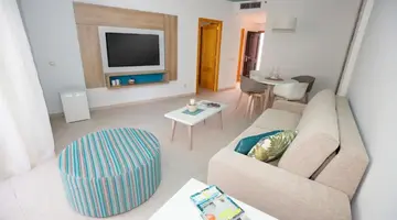 Gara Suites Golf & Spa
