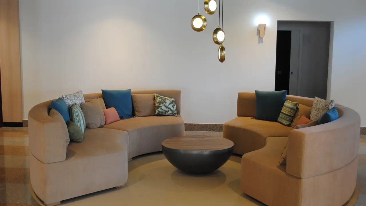 Gara Suites Golf & Spa