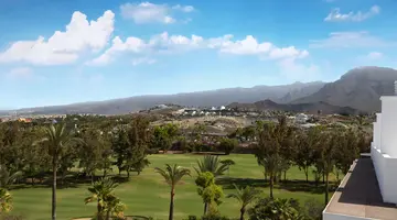 Gara Suites Golf & Spa