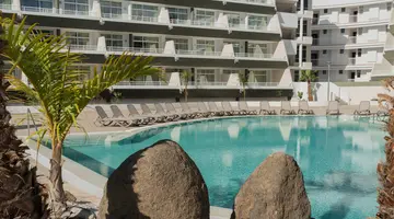 GARA SUITES GOLF & SPA