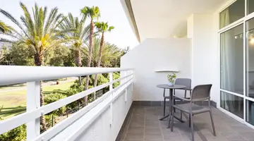 GARA SUITES GOLF & SPA