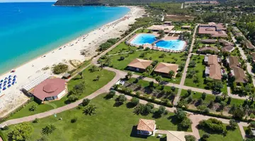 GARDEN BEACH