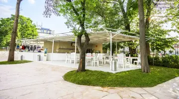 Garden Nevis