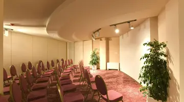 Garden Of Eden Hotel