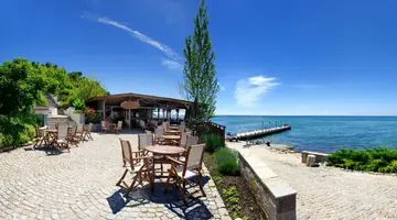 GARDEN OF EDEN HOTEL