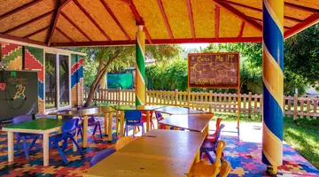 Gardenia Beach Hotel