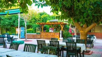 Gardenia Beach Hotel