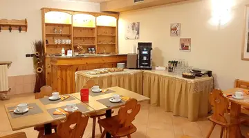 Garni Caravasc