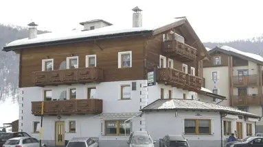 Garni Caravasc