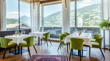 Gartenhotel Crystal