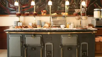 Gaudi Hotel