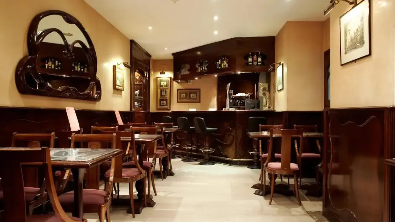 Gaudi Hotel