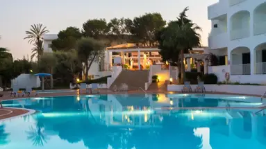 Gavimar Ariel Chico Hotel and Apartments