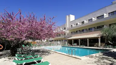 Gaya Hotel