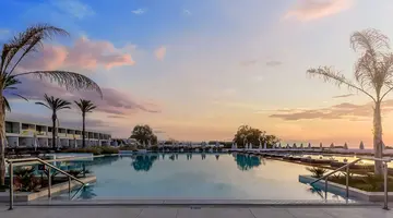 Gennadi Grand Resort