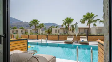 GEORGIOUPOLIS SUITES