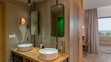GEORGIOUPOLIS SUITES