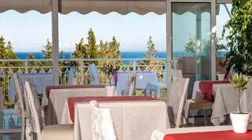 Gerakas Belvedere Hotel &amp Spa