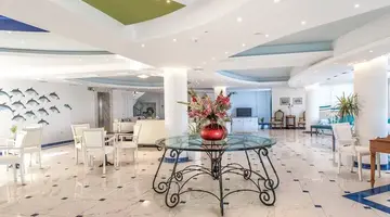 Gerakas Belvedere Hotel &amp Spa