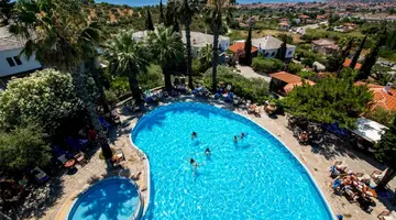 Geranion Village