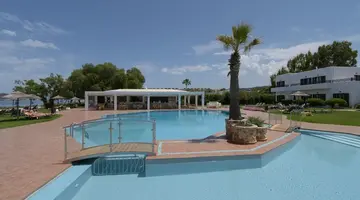 Geraniotis Hotel and Resort