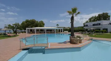 Geraniotis Hotel and Resort