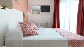 GHT Balmes Hotel Aparthotel & Splash