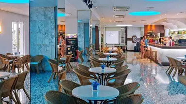 GHT Balmes Hotel, Aparthotel & SPLASH