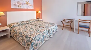 GHT BALMES HOTEL