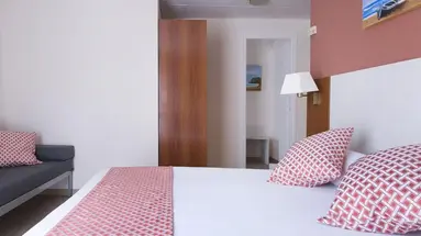 GHT BALMES HOTEL