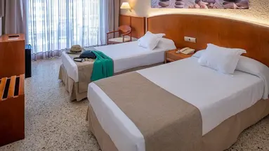GHT Oasis Park & SPA