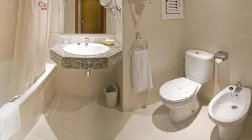 GHT Oasis Park & Spa